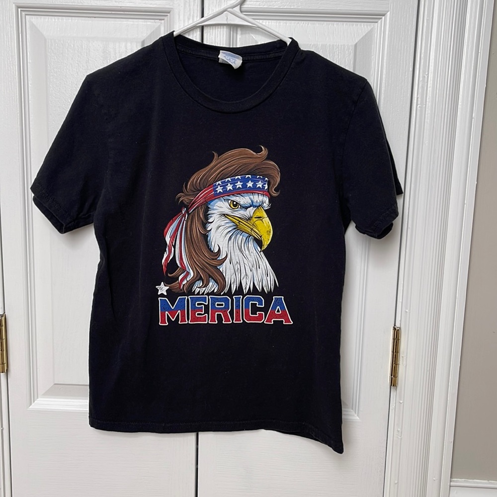 Patriotic “Merica” eagle shirt